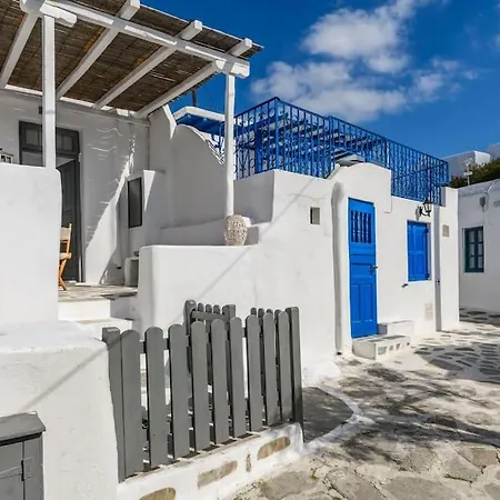 Maisonette Downtown Mykonos 펜션 *